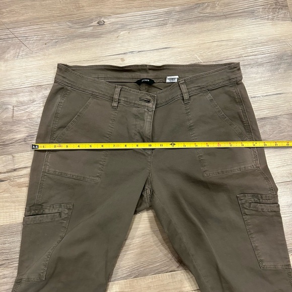 J.Crew city fit comfortable size 10 tan cargo style pants - 6 pockets. - Picture 14 of 15